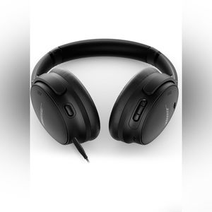 BRAND NEW Bose QuietComfort® 45 Headphones - Noise Cancelation (unused)
